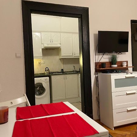 Feel Like Home - Cozy Downtwon Studio For 2 Budapest Ngoại thất bức ảnh