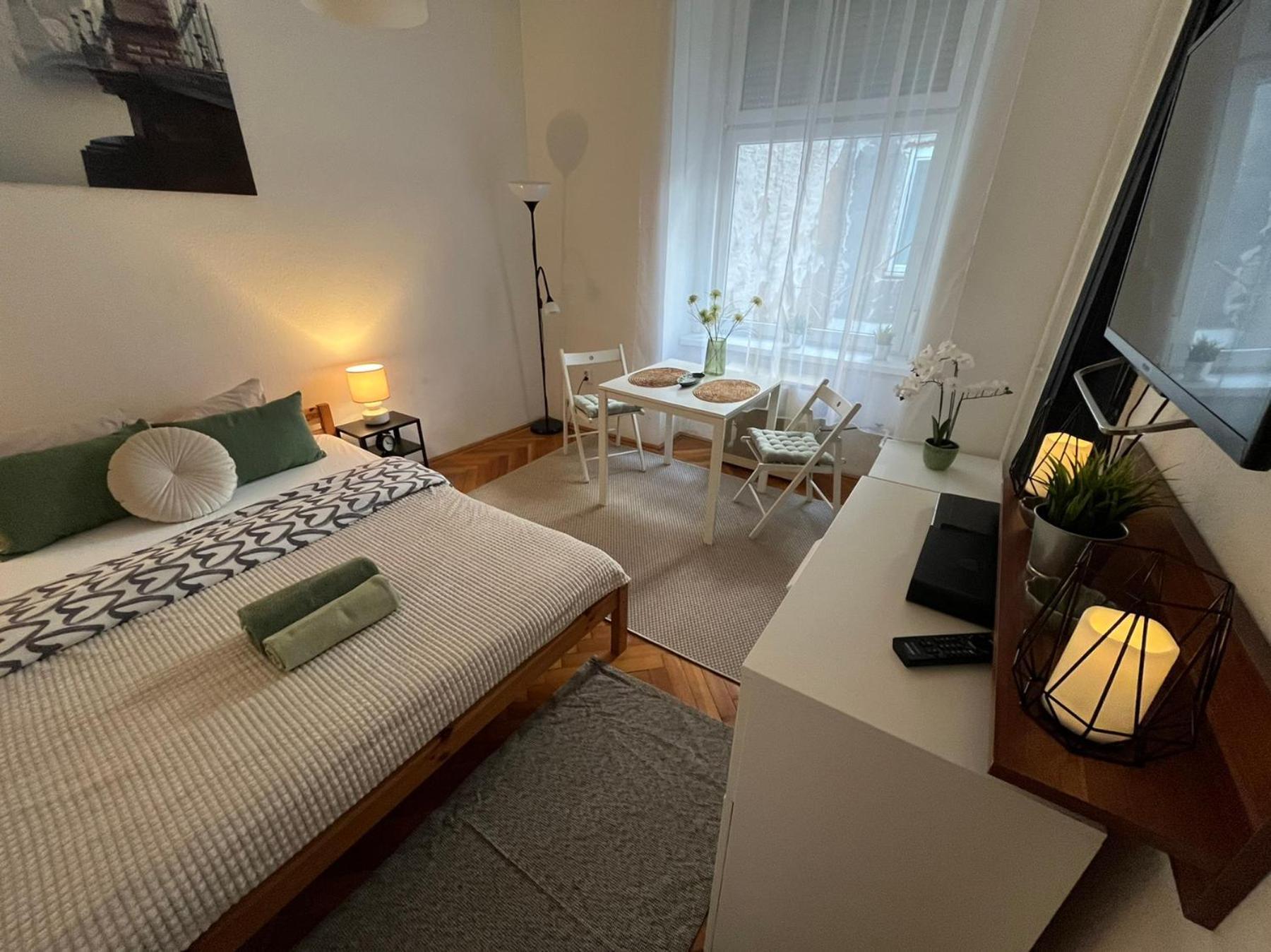 Feel Like Home - Cozy Downtwon Studio For 2 Budapest Ngoại thất bức ảnh