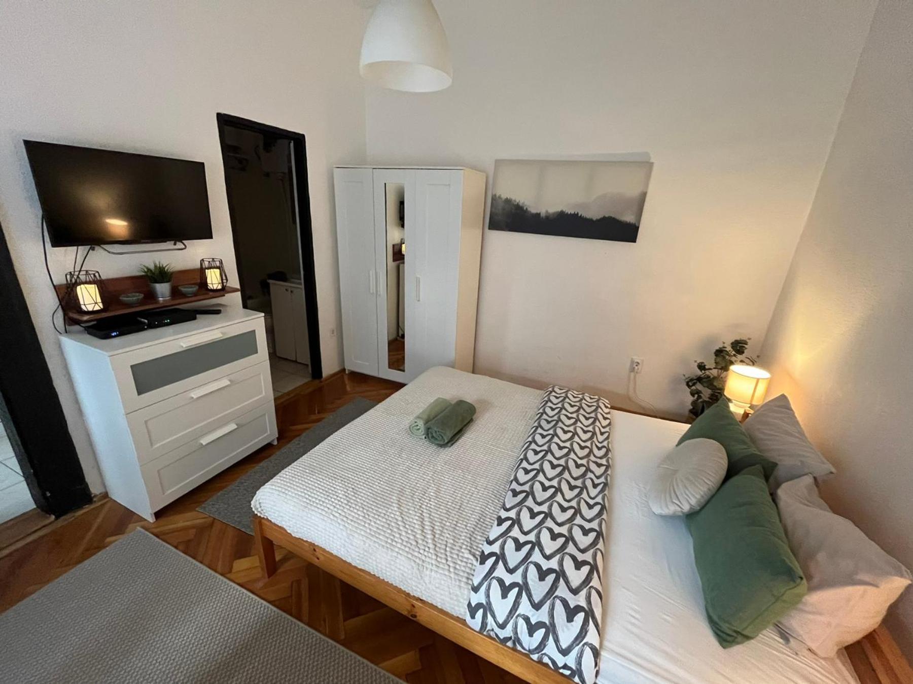 Feel Like Home - Cozy Downtwon Studio For 2 Budapest Ngoại thất bức ảnh